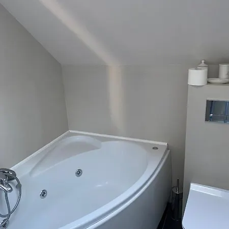 Spanko Homestay szállás *